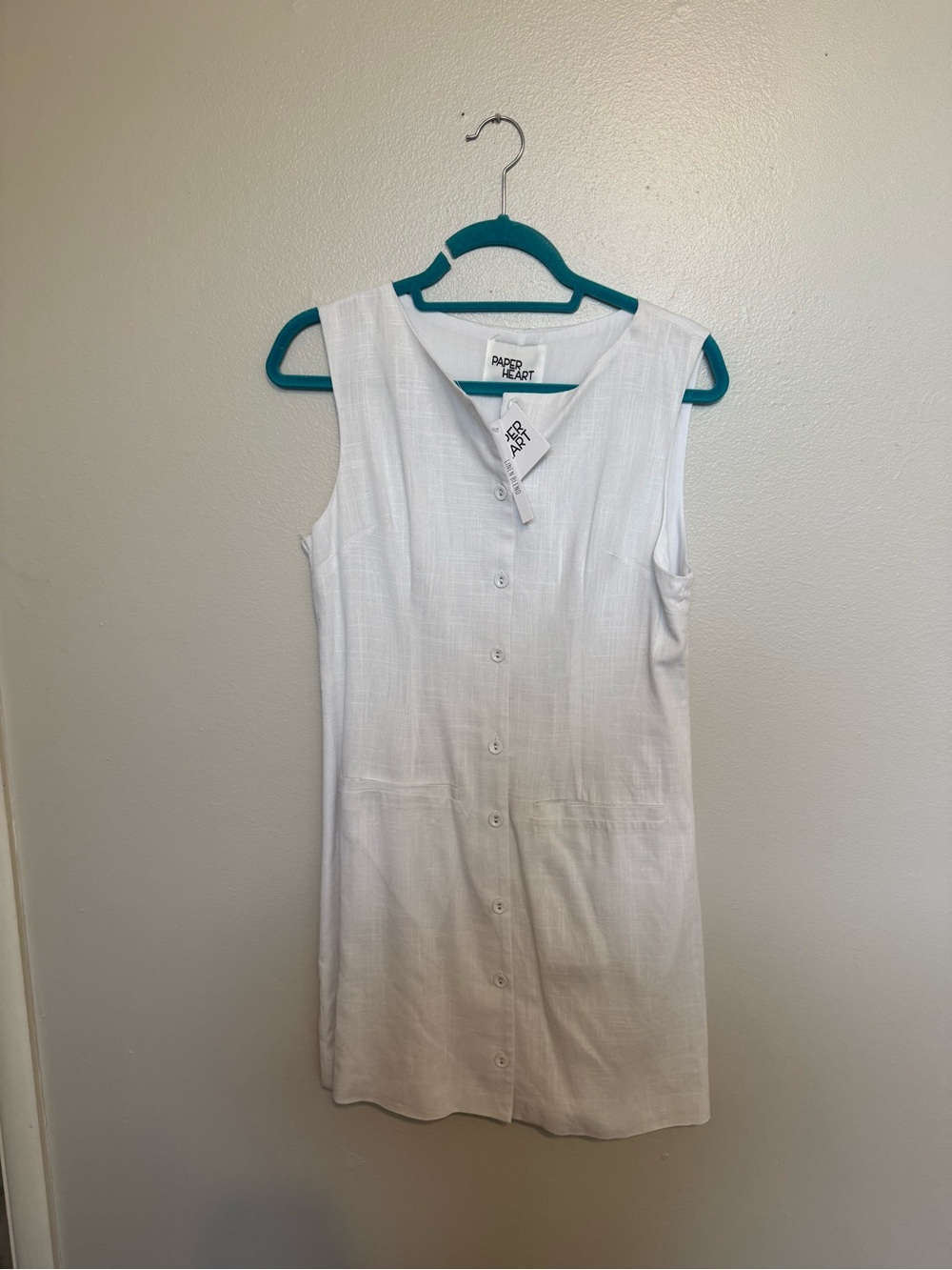 Paper Heart White Sleeveless Button-Down Shift Dress